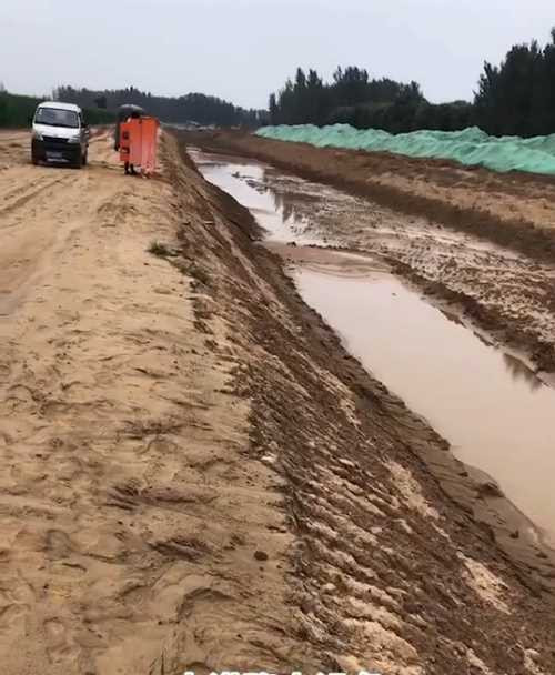 济南钢城区河道降水